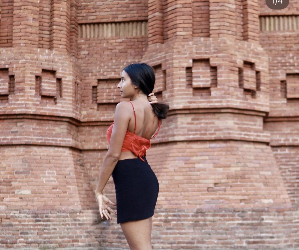 Person Arc De Triomf​ Barcelona Spain